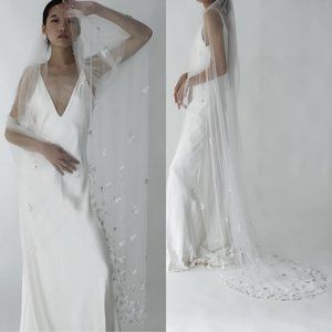 A.B. Ellie Sophie Veil Chapel Length